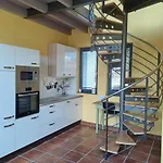Haus Burg, * Bongard