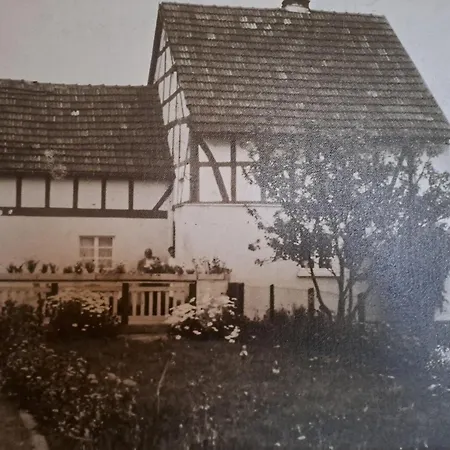 Haus Burg * Bongard
