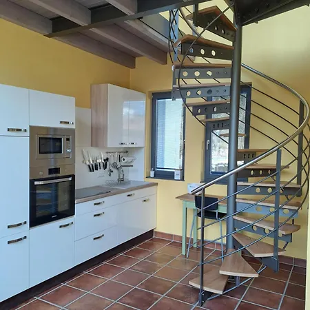 Haus Burg, * Bongard