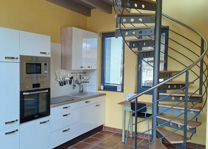 Haus Burg, * Bongard